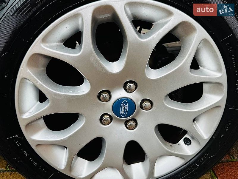Вантажний фургон Ford Transit Connect 2018 в Києві
