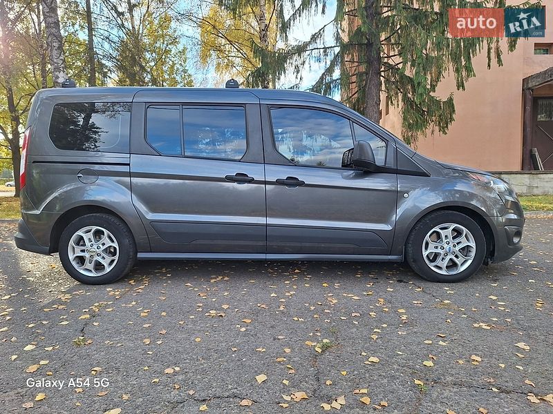 Мінівен Ford Transit Connect 2017 в Чернівцях