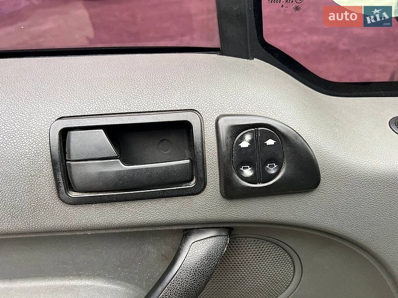 Минивэн Ford Transit Connect 2006 в Львове фото 22 Минивэн Ford Transit Connect 2006 в Львове