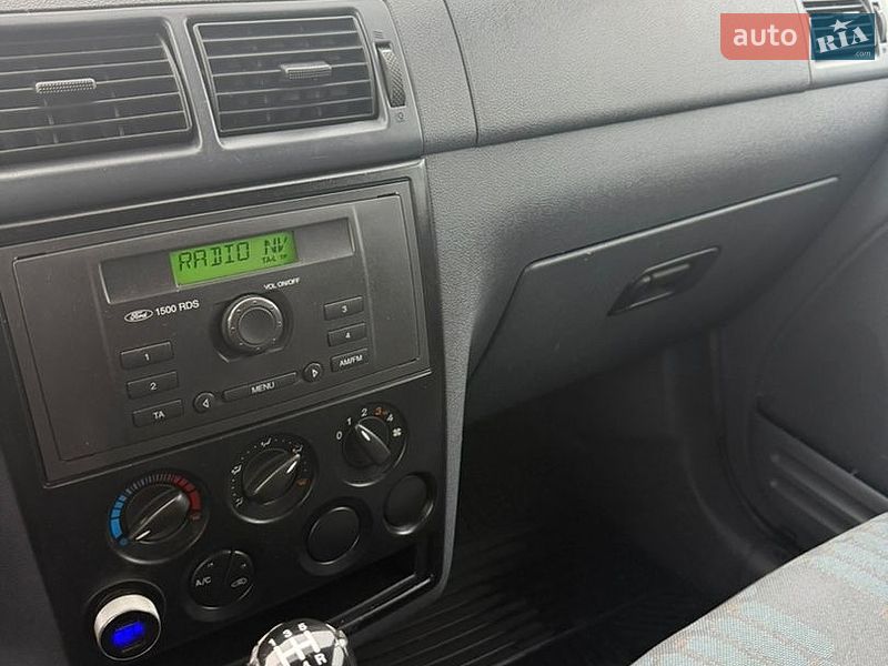 Вантажний фургон Ford Transit Connect 2008 в Запоріжжі
