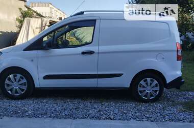 Грузовой фургон Ford Transit Courier 2017 в 