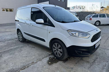 Вантажний фургон Ford Transit Courier 2015 в Харкові