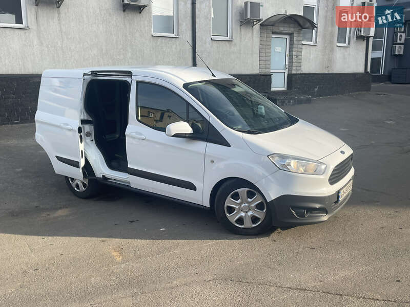 Рефрижератор Ford Transit Courier 2017 в Киеве