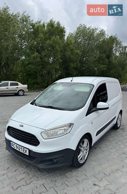 Вантажний фургон Ford Transit Courier 2016 в Луцьку