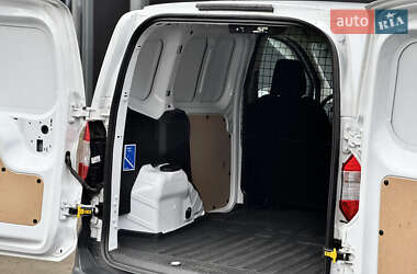 Грузовой фургон Ford Transit Courier 2022 в 