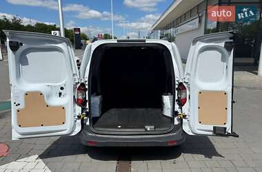 Грузовой фургон Ford Transit Courier 2023 в 