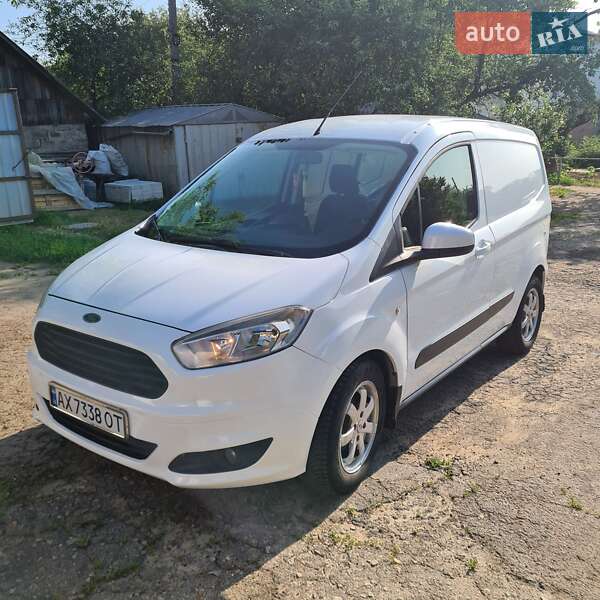 Вантажний фургон Ford Transit Courier 2015 в Харкові