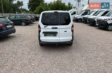 Грузовой фургон Ford Transit Courier 2020 в 