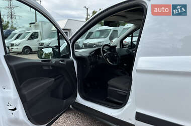 Грузовой фургон Ford Transit Courier 2020 в 