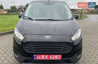 Грузовой фургон Ford Transit Courier 2020 в 
