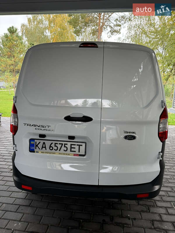 Грузовой фургон Ford Transit Courier 2021 в Киеве