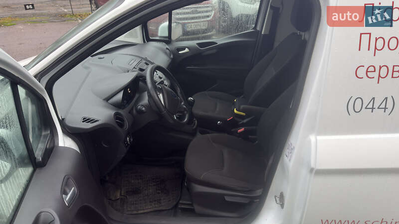 Грузовой фургон Ford Transit Courier 2015 в Киеве