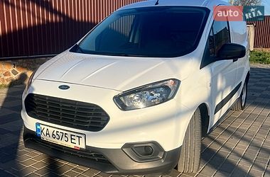 Вантажний фургон Ford Transit Courier 2021 в Бершаді