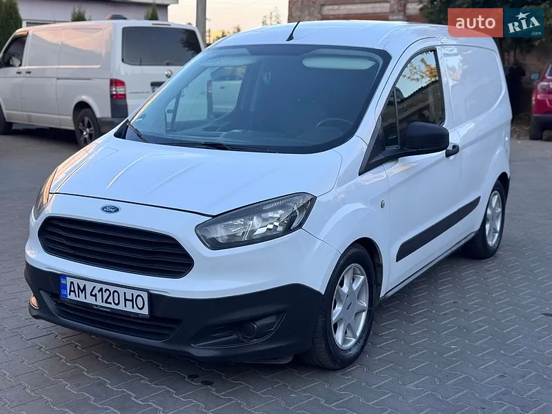 Ford Transit Courier 2015