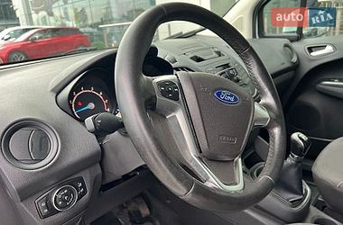 Вантажний фургон Ford Transit Courier 2014 в Києві