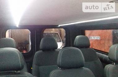 Вантажопасажирський фургон Ford Transit Custom 2013 в 