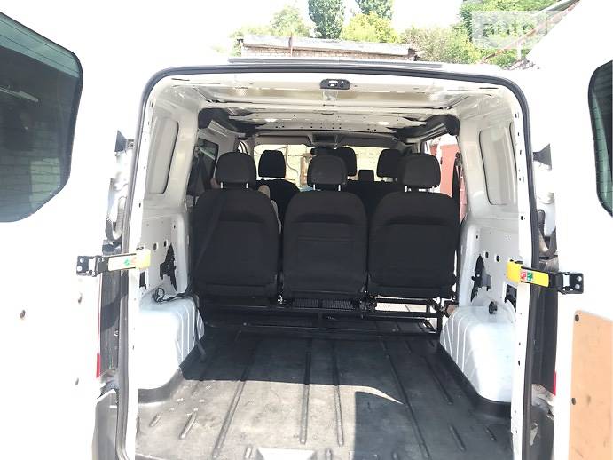Вантажопасажирський фургон Ford Transit Custom 2013 в Дніпрі