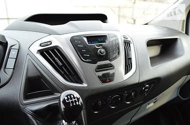 Вантажопасажирський фургон Ford Transit Custom 2015 в 