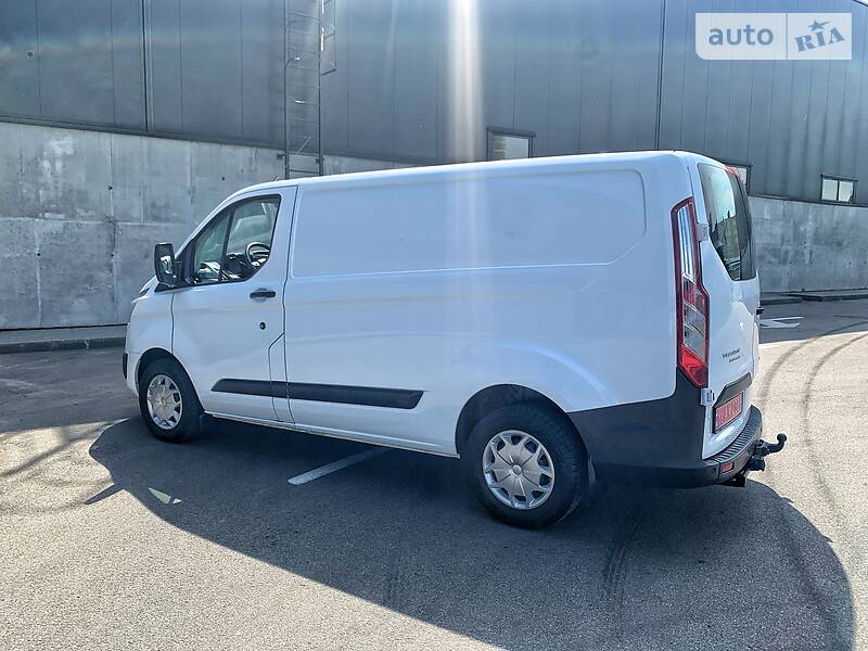 Вантажопасажирський фургон Ford Transit Custom 2015 в Києві