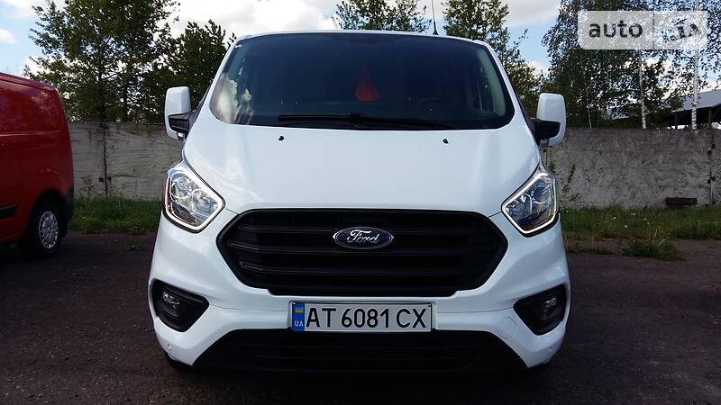 Вантажопасажирський фургон Ford Transit Custom 2018 в Івано-Франківську