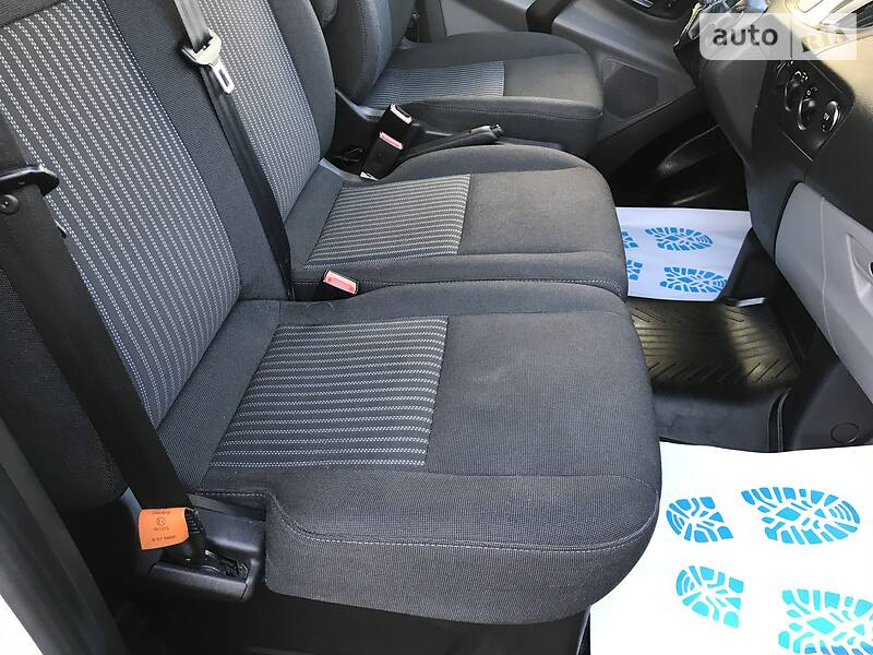 Вантажопасажирський фургон Ford Transit Custom 2016 в Одесі фото 32 Вантажопасажирський фургон Ford Transit Custom 2016 в Одесі