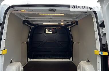 Грузовой фургон Ford Transit Custom 2017 в Луцке