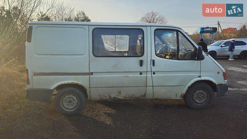 Вантажний фургон Ford Transit Custom 1997 в Львові