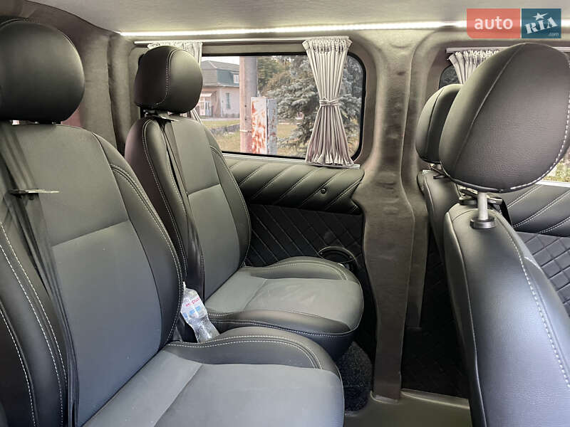 Мінівен Ford Transit Custom 2015 в Києві фото 18 Мінівен Ford Transit Custom 2015 в Києві