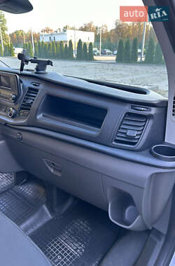 Вантажний фургон Ford Transit Custom 2019 в 