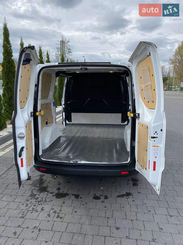 Вантажний фургон Ford Transit Custom 2017 в Івано-Франківську фото 17 Вантажний фургон Ford Transit Custom 2017 в Івано-Франківську