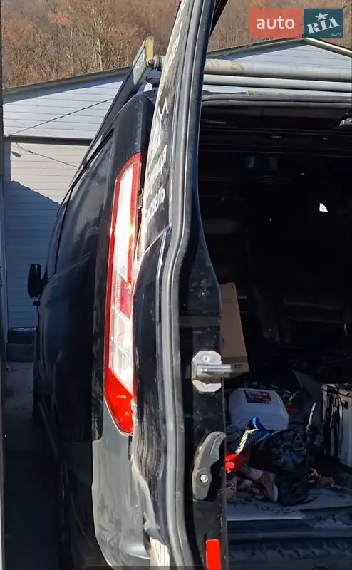 Грузовой фургон Ford Transit Custom 2017 в 