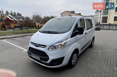 Вантажний фургон Ford Transit Custom 2015 в Рівному