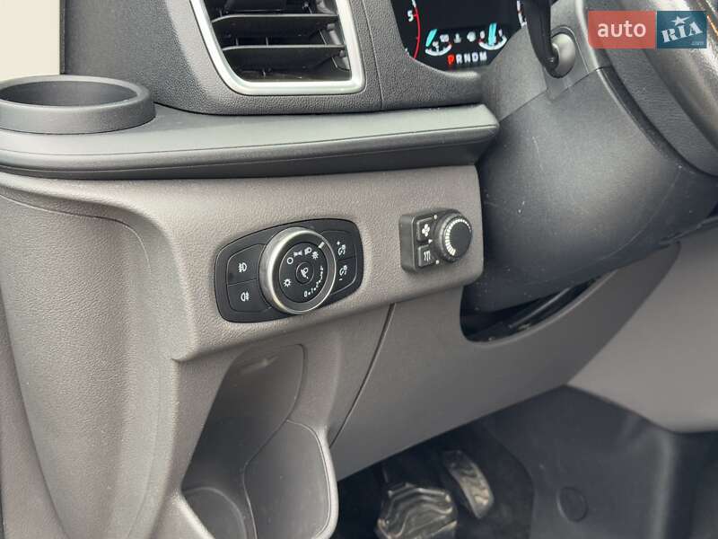 Мінівен Ford Transit Custom 2018 в Рівному