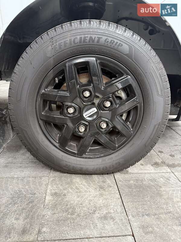 Грузовой фургон Ford Transit Custom 2022 в Киеве