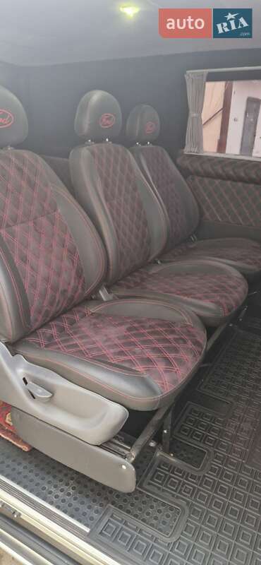 Вантажопасажирський фургон Ford Transit Custom 2016 в Києві фото 12 Вантажопасажирський фургон Ford Transit Custom 2016 в Києві