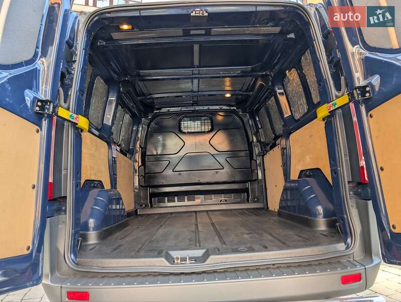 Вантажний фургон Ford Transit Custom 2014 в Івано-Франківську