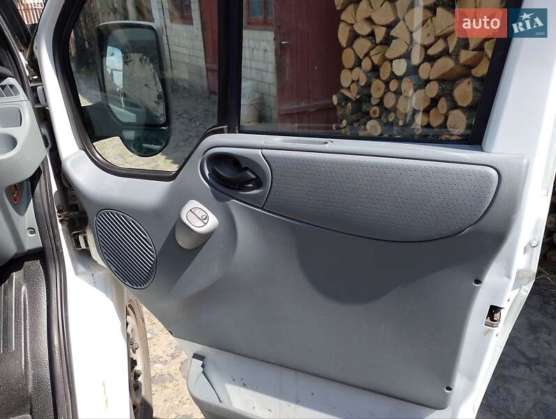 Мінівен Ford Transit Custom 2011 в Степані