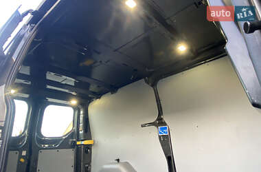 Вантажний фургон Ford Transit Custom 2015 в 