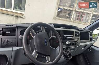 Ліфтбек Ford Transit Custom 2013 в 