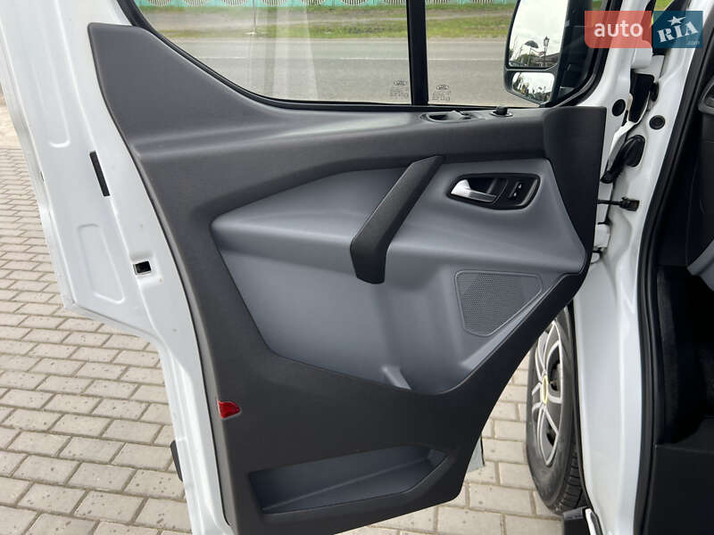Вантажний фургон Ford Transit Custom 2015 в Лопатині фото 17 Вантажний фургон Ford Transit Custom 2015 в Лопатині