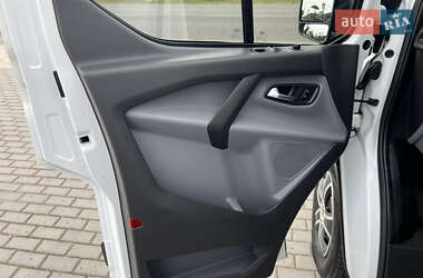 Грузовой фургон Ford Transit Custom 2015 в 