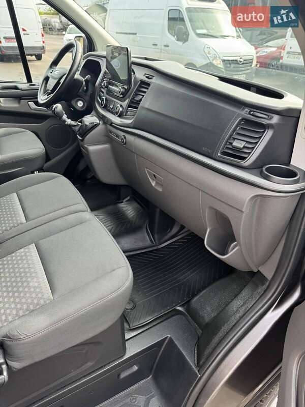 Вантажний фургон Ford Transit Custom 2020 в Луцьку