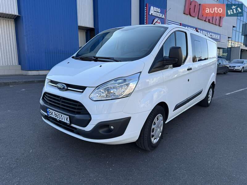 Грузопассажирский фургон Ford Transit Custom 2015 в 