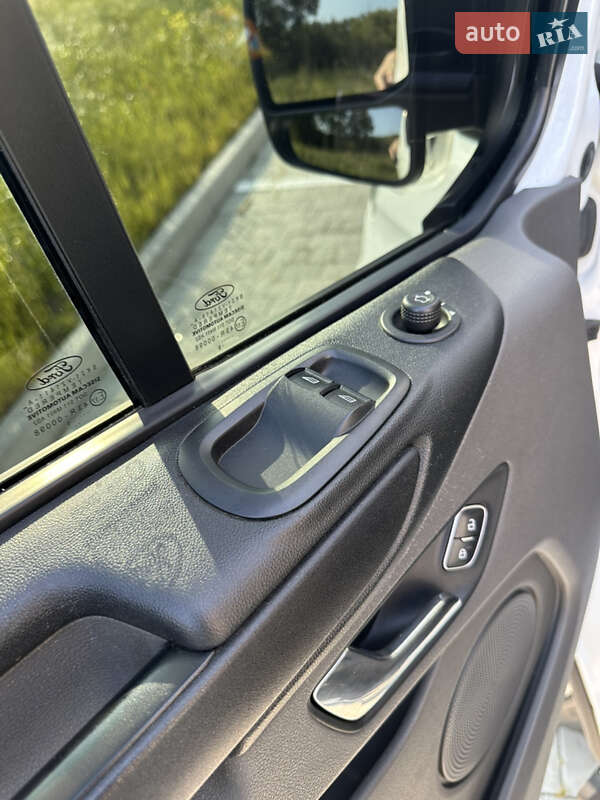 Мінівен Ford Transit Custom 2018 в Львові