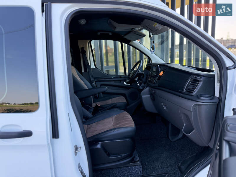 Мінівен Ford Transit Custom 2019 в Чернівцях