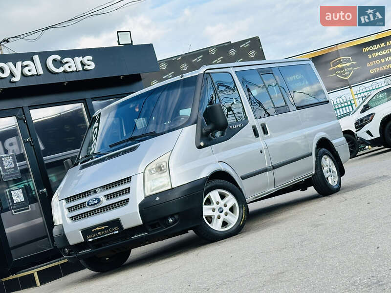 Минивэн Ford Transit Custom 2012 в 
