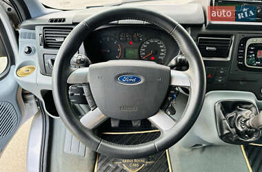 Минивэн Ford Transit Custom 2012 в 