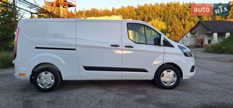 Вантажний фургон Ford Transit Custom 2021 в Бережанах