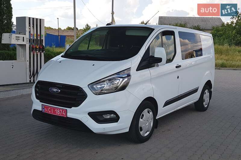 Вантажопасажирський фургон Ford Transit Custom 2020 в 