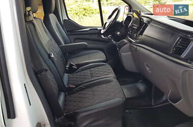 Вантажопасажирський фургон Ford Transit Custom 2020 в 